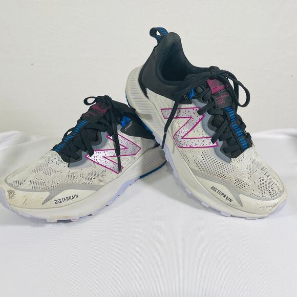 New Balance Dynasoft Nitel Runnings Shoes Women's 10 WTNRLG4 Gray Sneakers - Picture 1 of 9